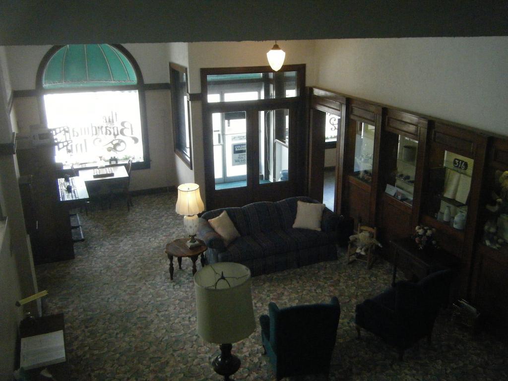 Boardwalk Inn Saint-Ignace Extérieur photo